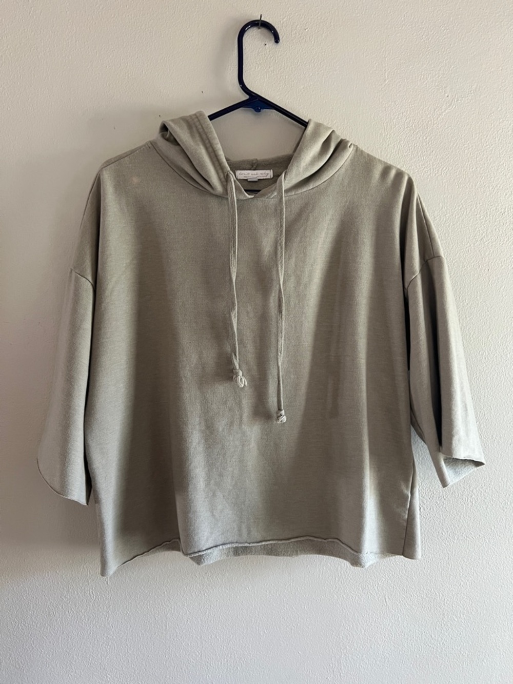 Cropped hoodie 3/4 sleeve